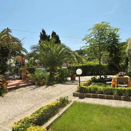 Hotel Rodriguez